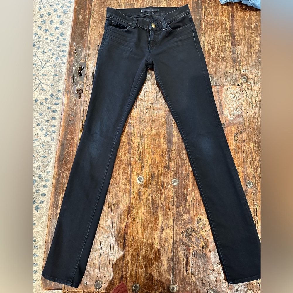 Black JBrand skinny jeans size 26